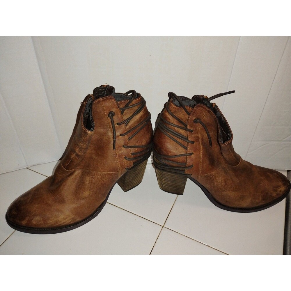 Madden Girl Cassy Ankle Womens Bootie Size 8.5 M zip lace up back brown